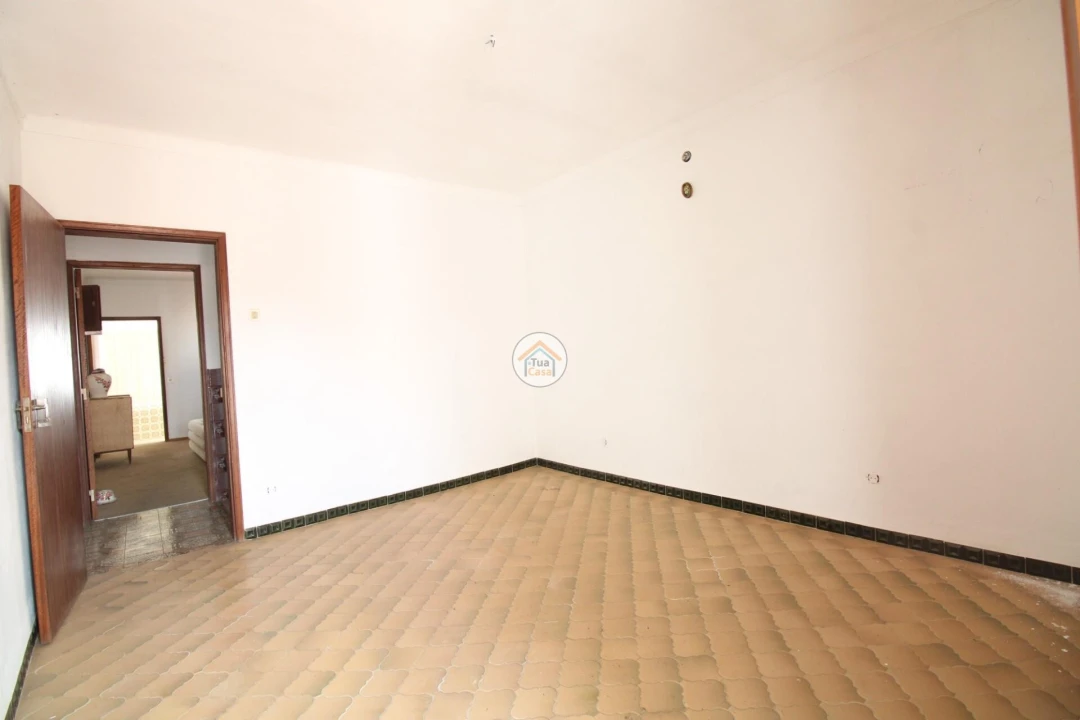 Moradia T2 para Venda em Torrão Foto 19