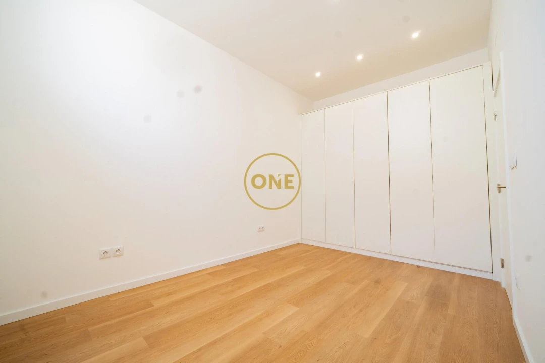 Apartamento T3 para Venda em Odivelas Foto 10
