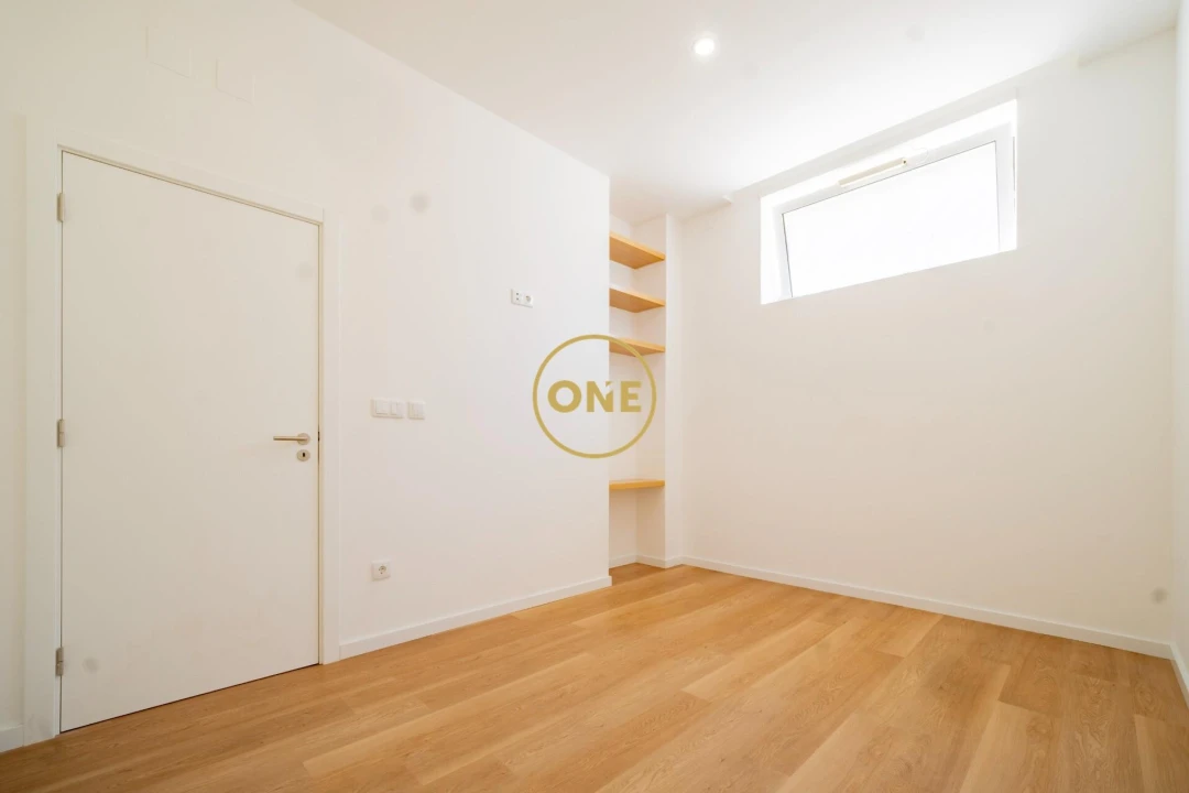 Apartamento T3 para Venda em Odivelas Foto 9