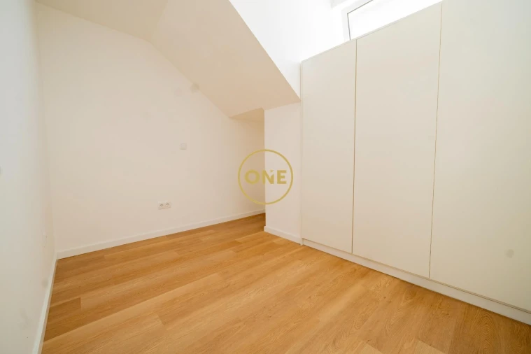 Apartamento T3 para Venda em Odivelas Foto 13