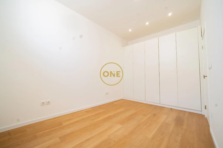 Apartamento T3 para Venda em Odivelas Foto 10