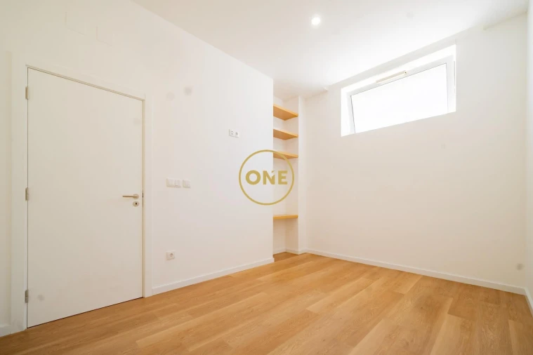 Apartamento T3 para Venda em Odivelas Foto 9