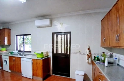 Moradia T4 para Venda em Baleizão