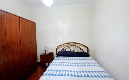 Moradia T4 para Venda em Baleizão