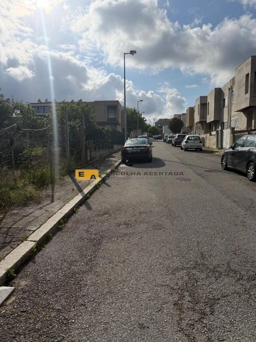 Terreno para Venda em Custóias, Leça do Balio e Guifões Foto 2