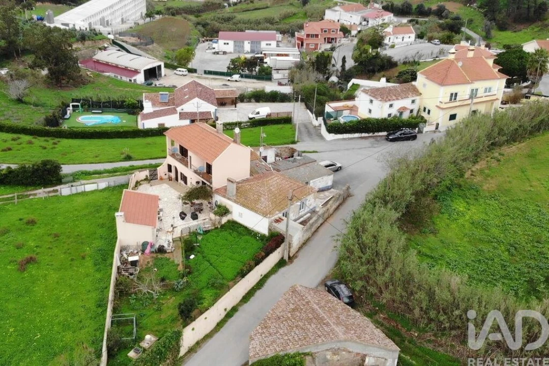 Moradia T1 para Venda em Santo Isidoro Foto 6