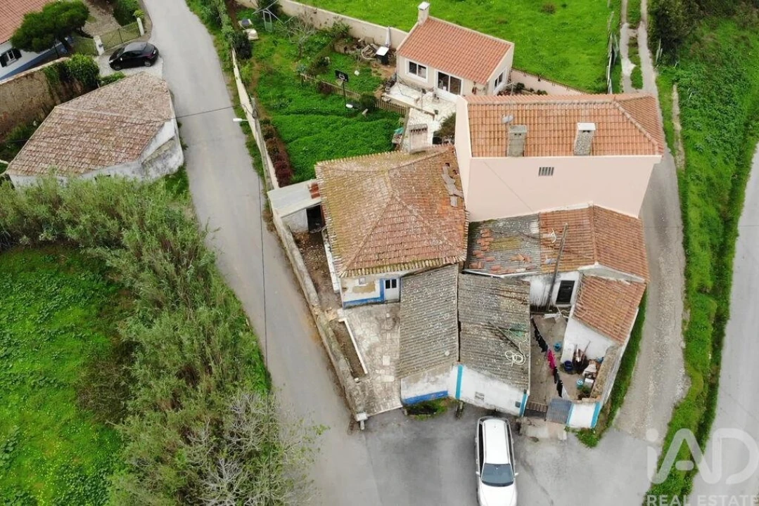Moradia T1 para Venda em Santo Isidoro Foto 9