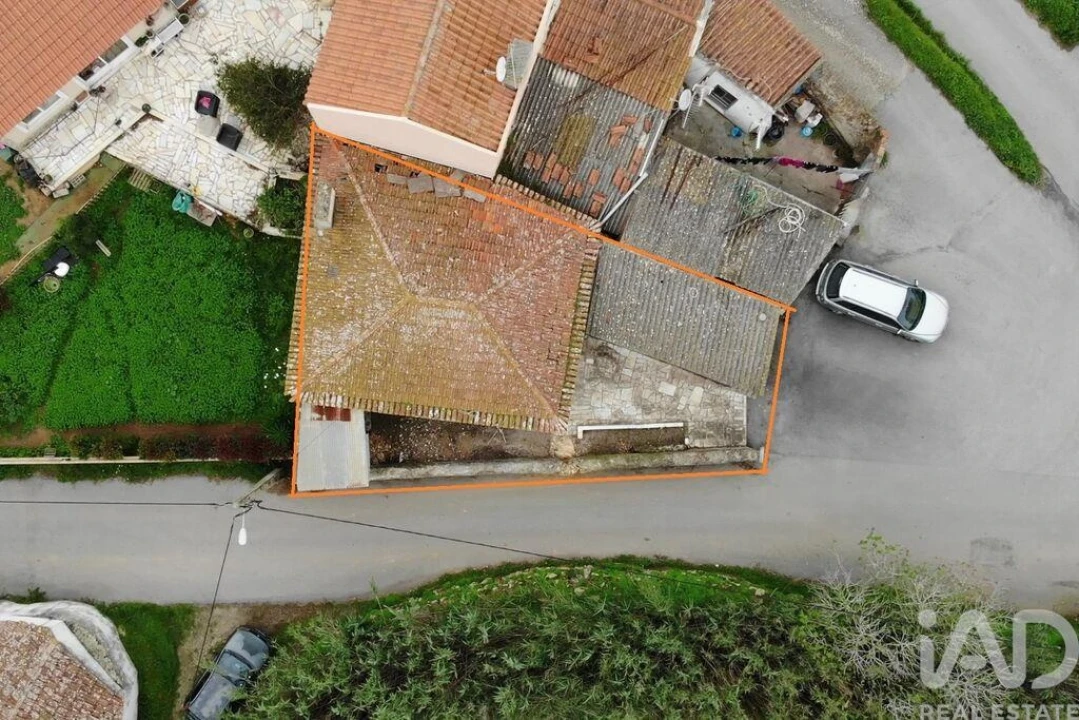 Moradia T1 para Venda em Santo Isidoro Foto 23
