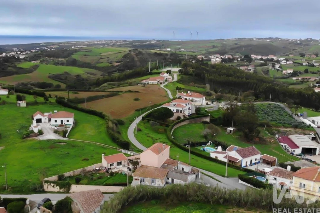 Moradia T1 para Venda em Santo Isidoro Foto 35