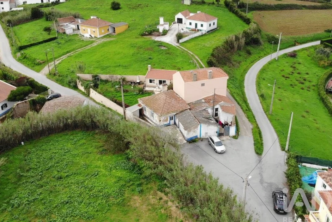 Moradia T1 para Venda em Santo Isidoro Foto 18