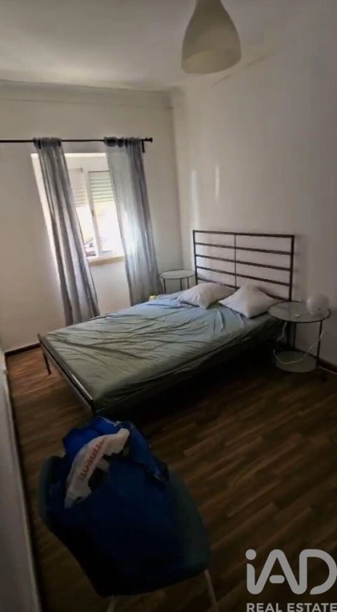 Apartamento T2 para Arrendamento em Falagueira-Venda Nova