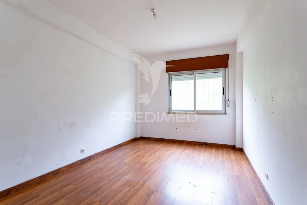Apartamento T2 para Venda em Vila Franca de Xira Foto 8