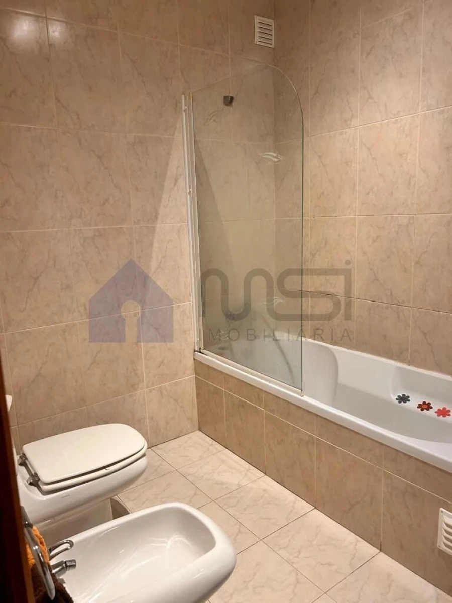 Apartamento T2 para Venda em Custóias, Leça do Balio e Guifões Foto 22