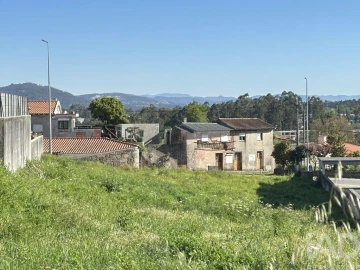 Terreno para Venda em Gamil e Midões