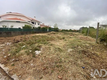 Terreno para Venda em Serzedo e Perosinho