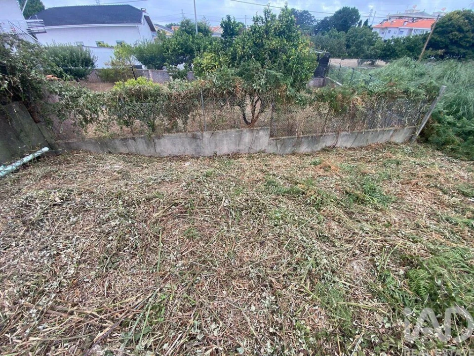 Terreno para Venda em Serzedo e Perosinho Foto 2