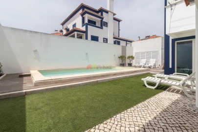 Moradia T3 para Venda em Gaio-Rosário e Sarilhos Pequenos