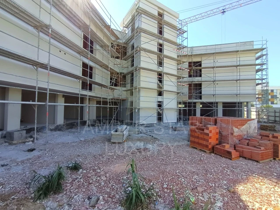 Apartamento T2 para Venda em Lagos (São Sebastião e Santa Maria) Foto 1