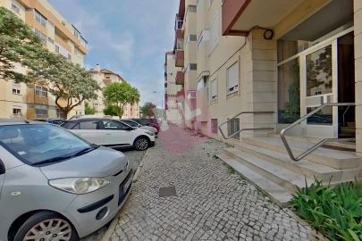 Apartamento T3 para Arrendamento em Oeiras e São Julião da Barra, Paço de Arcos e Caxias