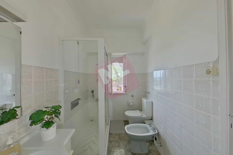 Apartamento T3 para Arrendamento em Oeiras e São Julião da Barra, Paço de Arcos e Caxias Foto 17