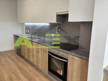 Apartamento T3 para Venda em São Domingos de Benfica