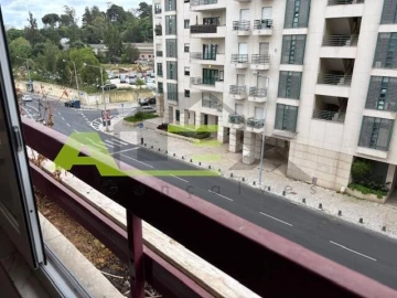 Apartamento T3 para Venda em São Domingos de Benfica