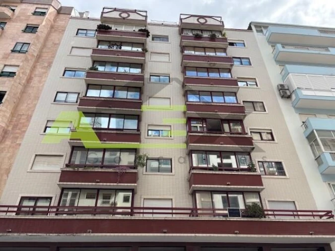 Apartamento T3 para Venda em São Domingos de Benfica Foto 33
