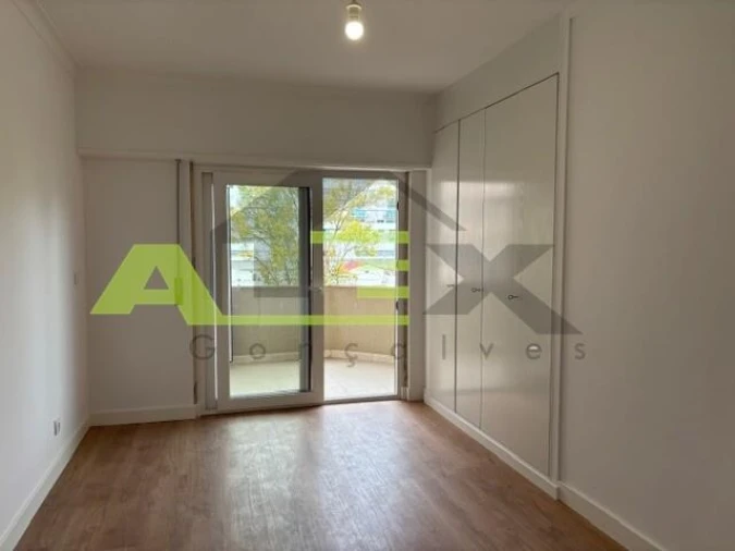 Apartamento T3 para Venda em São Domingos de Benfica Foto 18