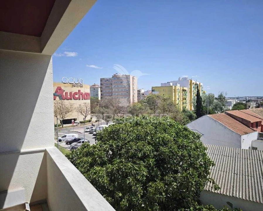 Apartamento T2 para Venda em Portimão Foto 11