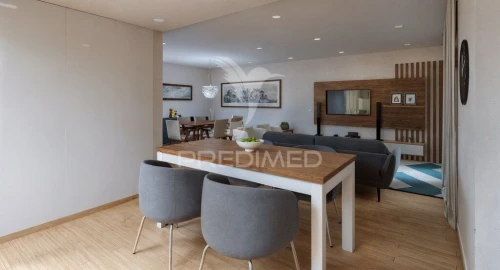 Apartamento T3 para Venda em Bensafrim e Barão de São João