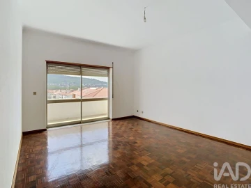 Apartamento para Venda em Arrimal e Mendiga