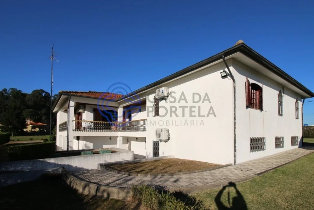 Quinta T4 para Venda em Lodares Foto 3