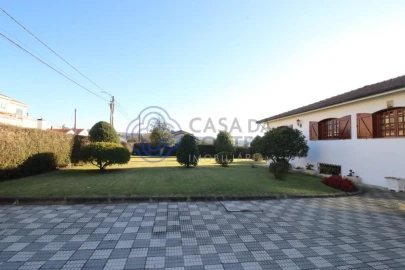 Quinta T4 para Venda em Lodares