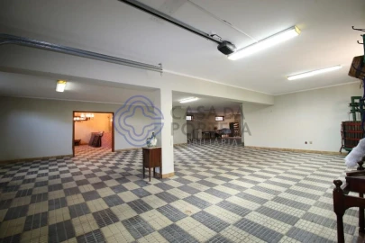 Quinta T4 para Venda em Lodares