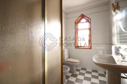 Quinta T4 para Venda em Lodares