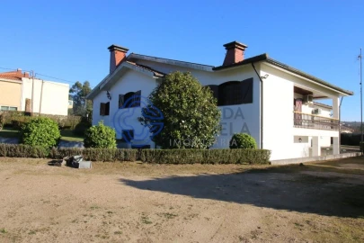 Quinta T4 para Venda em Lodares
