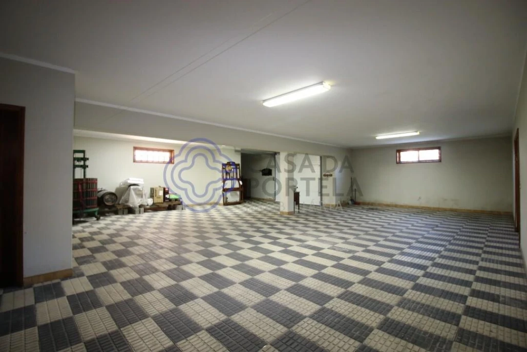 Quinta T4 para Venda em Lodares Foto 37