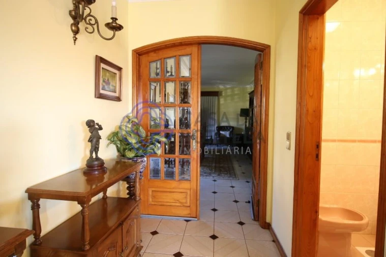 Quinta T4 para Venda em Lodares Foto 9