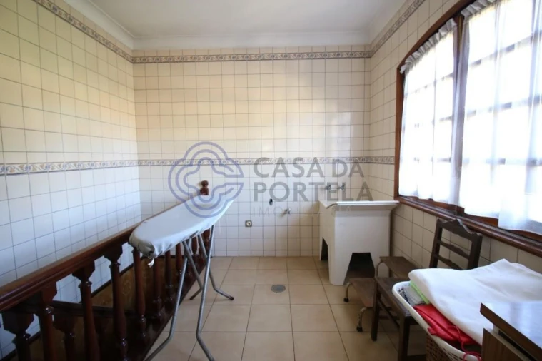 Quinta T4 para Venda em Lodares Foto 23