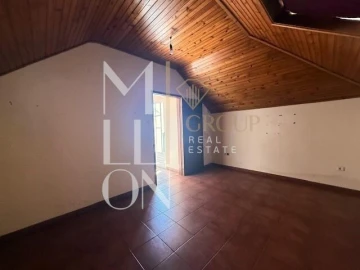 Moradia T2 para Venda em Imaculado Coração de Maria