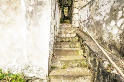 Moradia T5 para Venda em Angra (Nossa Senhora da Conceição)