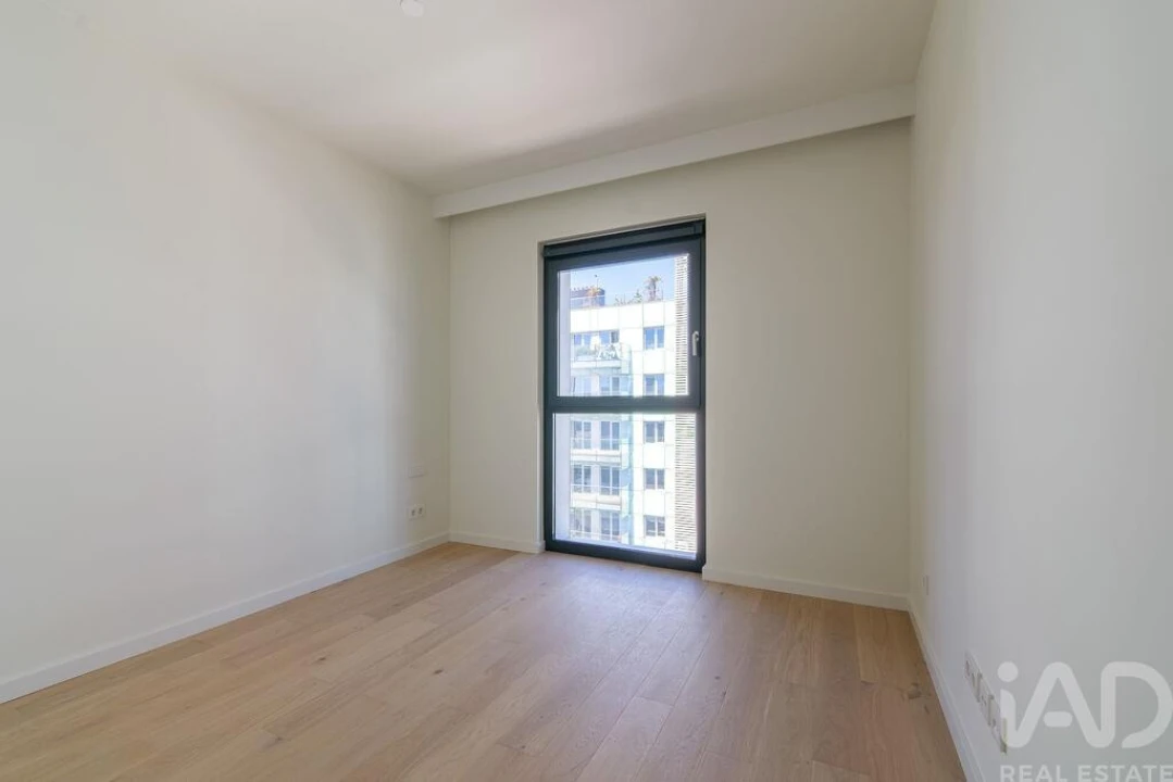 Apartamento T3 para Venda em Avenidas Novas Foto 6