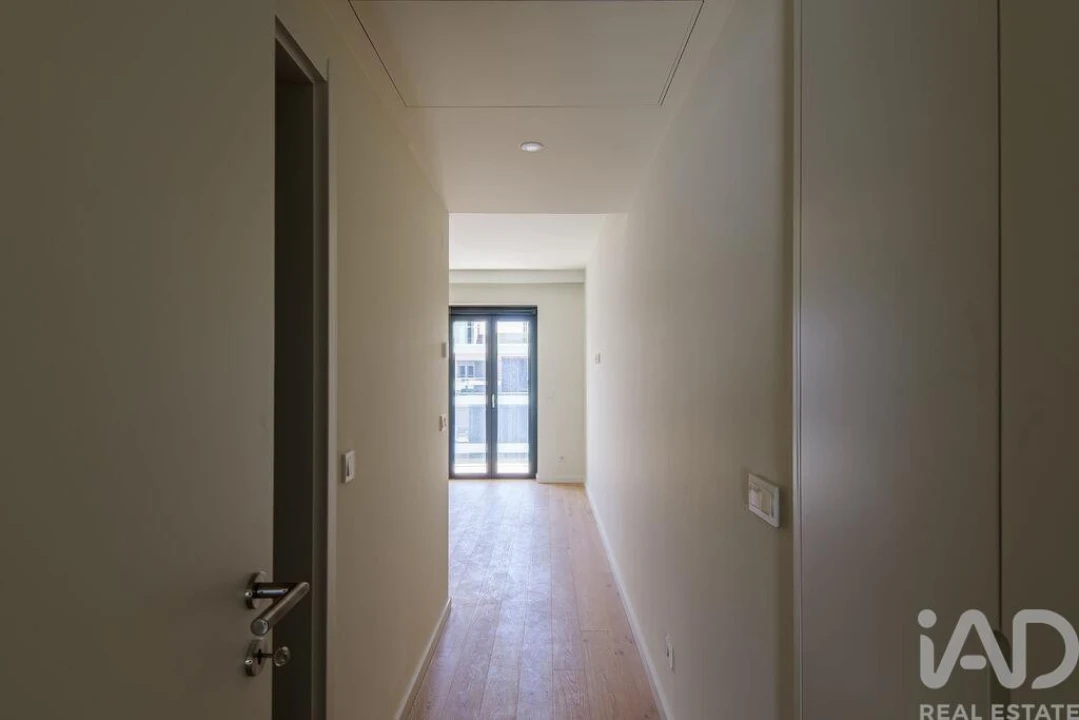 Apartamento T3 para Venda em Avenidas Novas Foto 4