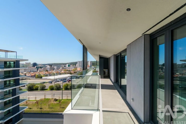 Apartamento T3 para Venda em Avenidas Novas Foto 8