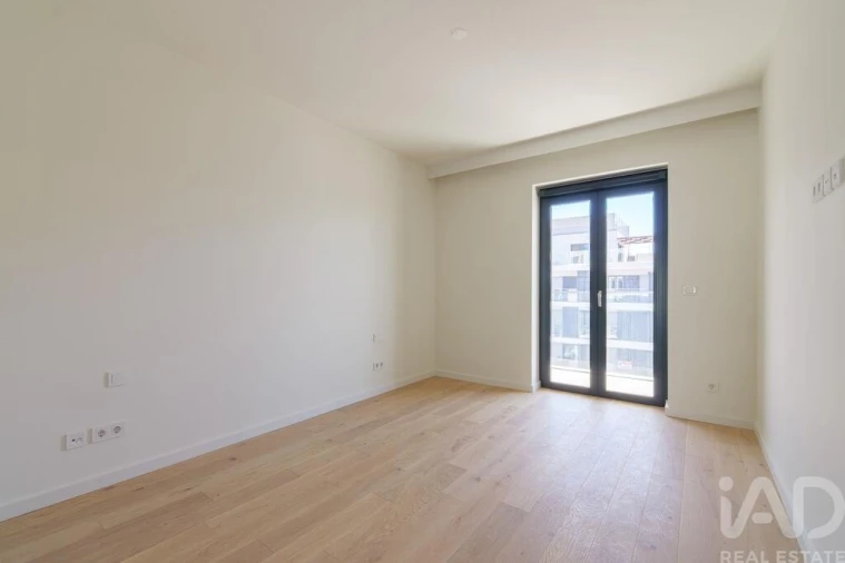 Apartamento T3 para Venda em Avenidas Novas Foto 5