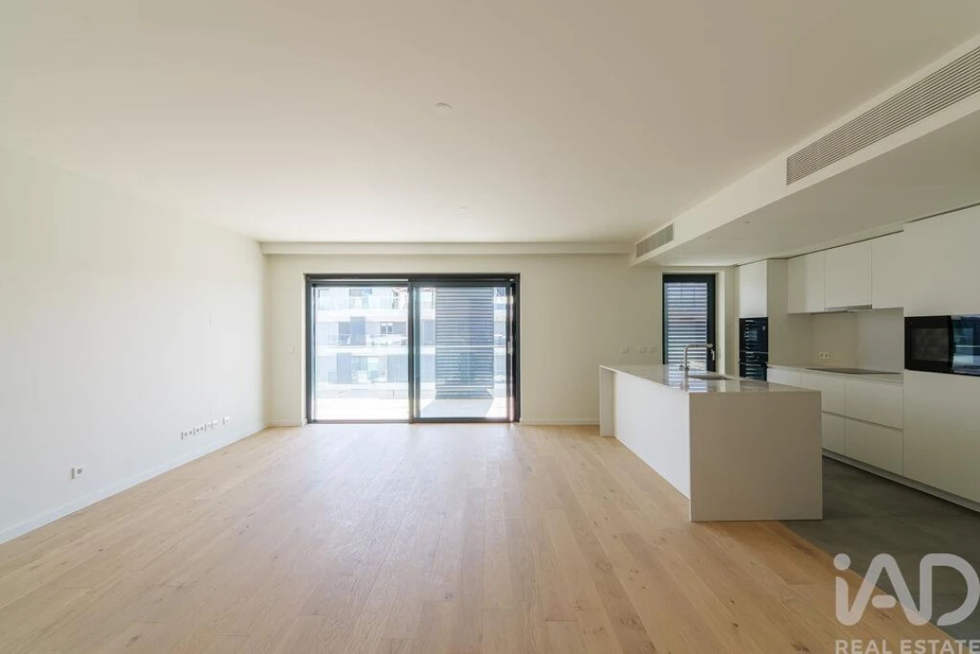 Apartamento T3 para Venda em Avenidas Novas Foto 2