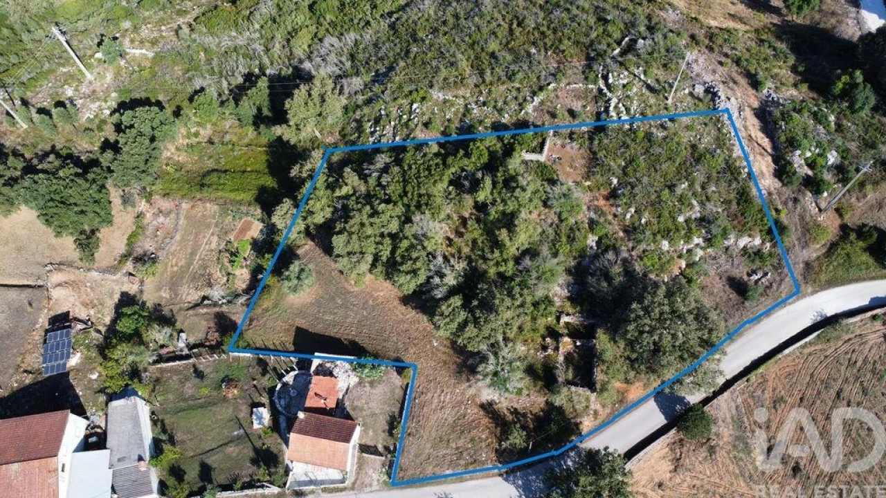 Terreno para Venda em Santiago da Guarda Foto 1