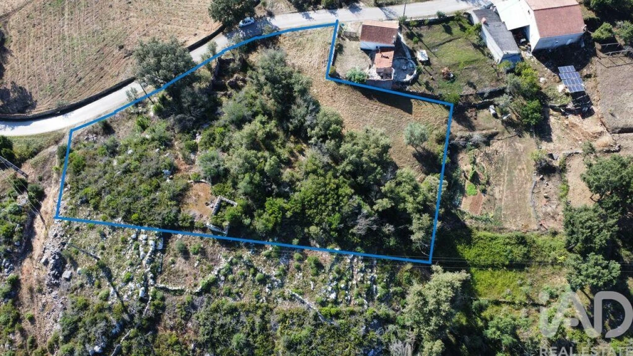 Terreno para Venda em Santiago da Guarda Foto 2
