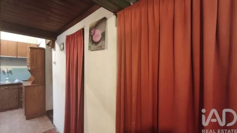 Moradia T3 para Venda em Oliveira do Hospital e São Paio de Gramaços