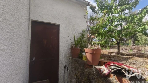 Moradia T3 para Venda em Oliveira do Hospital e São Paio de Gramaços
